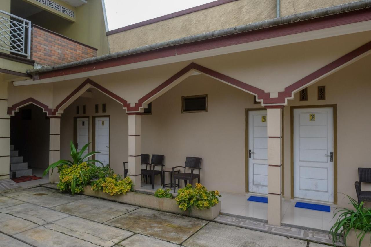 Reddoorz Syariah Near Taman Rekreasi Kalianget Wonosobo Hotel Buitenkant foto